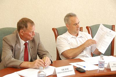 ФРАКЦИЯ КПРФ СОГЛАСУЕТ ПОЗИЦИЮ ФРАКЦИЯ КПРФ СОГЛАСУЕТ ПОЗИЦИЮ
