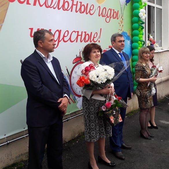 Депутат Сергей Рожков: «Окончание школы - большое событие в жизни каждого человека» Депутат Сергей Рожков: «Окончание школы - большое событие в жизни каждого человека»
