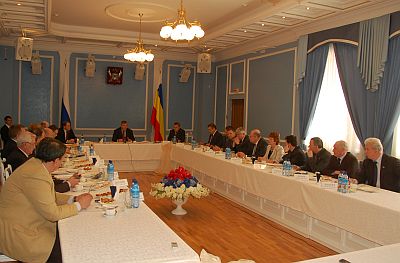 Депутатов Госдумы призвали к консолидации и информационной открытости Депутатов Госдумы призвали к консолидации и информационной открытости