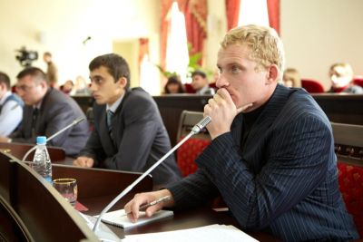 МОЛОДЫЕ ДЕПУТАТЫ ДОНА ОБЪЕДИНЯЮТСЯ ДЛЯ ЭФФЕКТИВНОЙ РАБОТЫ МОЛОДЫЕ ДЕПУТАТЫ ДОНА ОБЪЕДИНЯЮТСЯ ДЛЯ ЭФФЕКТИВНОЙ РАБОТЫ