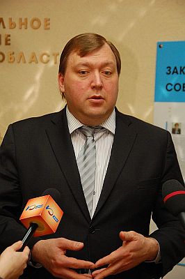 КОММЕНТАРИЙ ПРЕДСЕДАТЕЛЯ КОМИТЕТА ЗАКОНОДАТЕЛЬНОГО СОБРАНИЯ РОСТОВСКОЙ ОБЛАСТИ ПО ЗАКОНОДАТЕЛЬСТВУ А.В. ИЩЕНКО К ФЗ «О ПОЛИТИЧЕСКИХ ПАРТИЯХ» КОММЕНТАРИЙ ПРЕДСЕДАТЕЛЯ КОМИТЕТА ЗАКОНОДАТЕЛЬНОГО СОБРАНИЯ РОСТОВСКОЙ ОБЛАСТИ ПО ЗАКОНОДАТЕЛЬСТВУ А.В. ИЩЕНКО К ФЗ «О ПОЛИТИЧЕСКИХ ПАРТИЯХ»