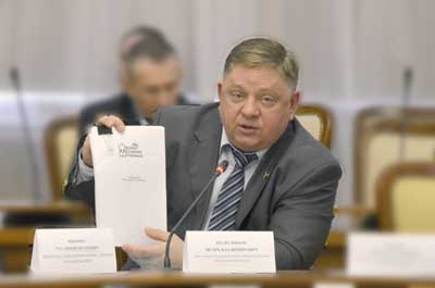 ДЕПУТАТ ЗАКОНОДАТЕЛЬНОГО СОБРАНИЯ РОСТОВСКОЙ ОБЛАСТИ ИГОРЬ КОЛЕСНИКОВ ПРЕДСТАВИЛ УЧЕБНОЕ ПОСОБИЕ «ШКОЛА ГРАМОТНОГО ПОТРЕБИТЕЛЯ» ДЕПУТАТ ЗАКОНОДАТЕЛЬНОГО СОБРАНИЯ РОСТОВСКОЙ ОБЛАСТИ ИГОРЬ КОЛЕСНИКОВ ПРЕДСТАВИЛ УЧЕБНОЕ ПОСОБИЕ «ШКОЛА ГРАМОТНОГО ПОТРЕБИТЕЛЯ»