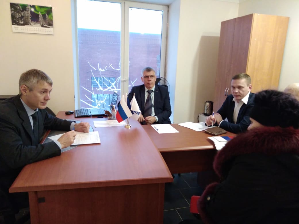 Депутат Сергей Ковалев провел прием граждан в Миллеровском районе
