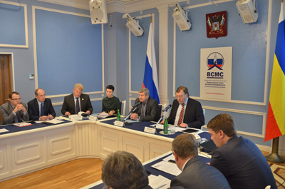 Донские депутаты приняли участие в обсуждении проекта областного закона «О представительных органах и главах муниципальных районов и главах поселений в Ростовской области» Донские депутаты приняли участие в обсуждении проекта областного закона «О представительных органах и главах муниципальных районов и главах поселений в Ростовской области»