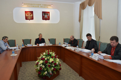 Фракция КПРФ предложит закончить эксперимент Фракция КПРФ предложит закончить эксперимент