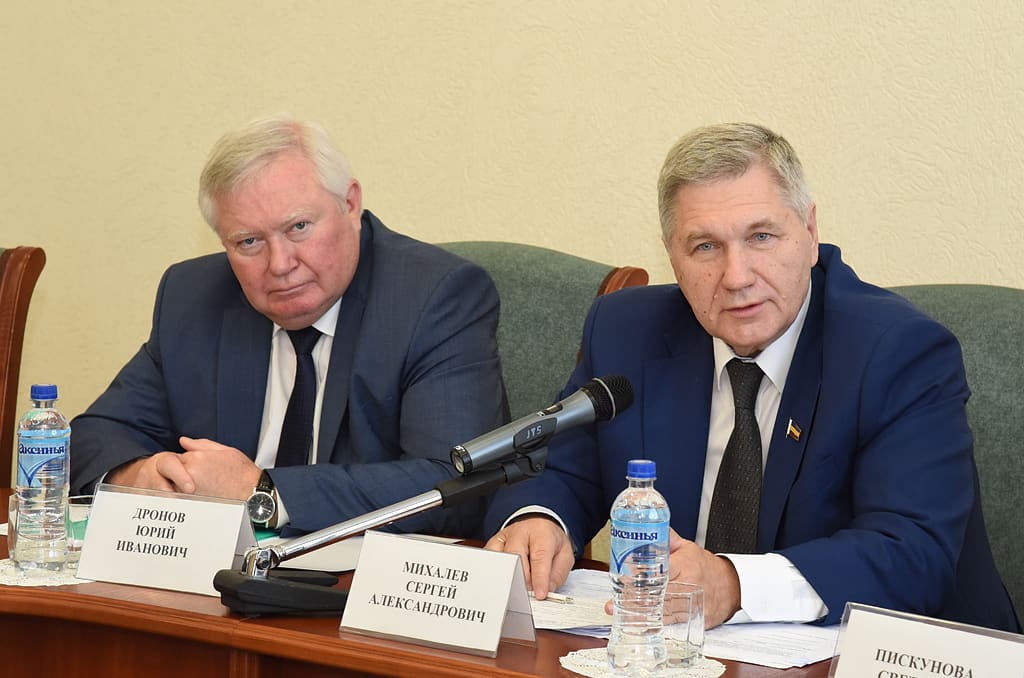 Проблема социального сиротства – в зоне особого внимания депутатов Законодательного Собрания Проблема социального сиротства – в зоне особого внимания депутатов Законодательного Собрания