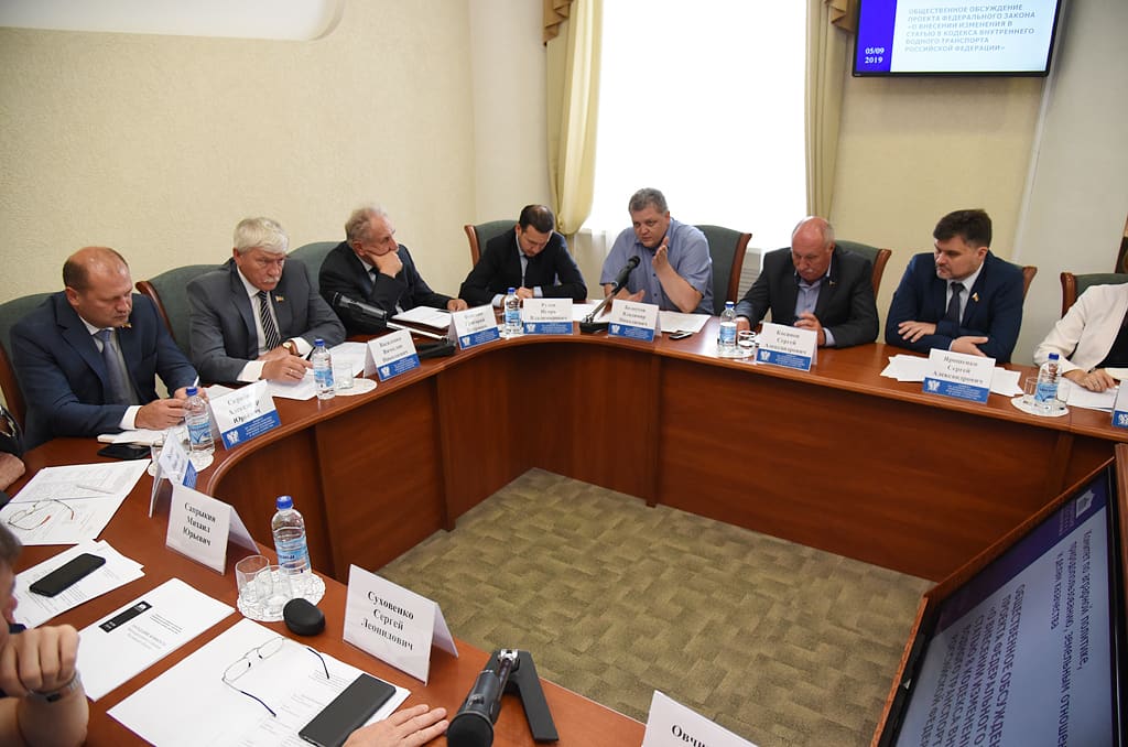 Донские депутаты хотят сохранить водно-биологические ресурсы Дона Донские депутаты хотят сохранить водно-биологические ресурсы Дона