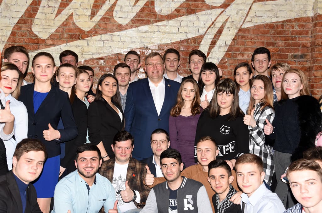 Александр Ищенко призвал донскую молодежь быть оптимистами