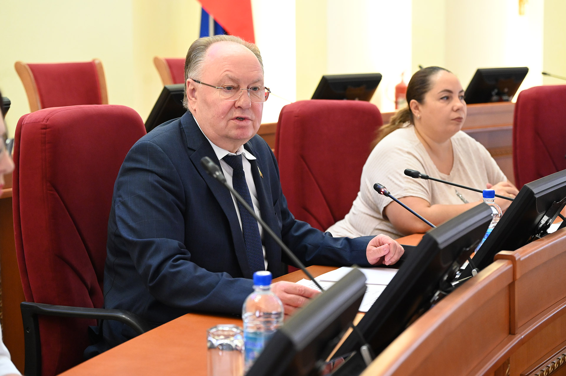 Андрей Харченко провел семинар-совещание по поводу финансирования приоритетных наказов избирателей