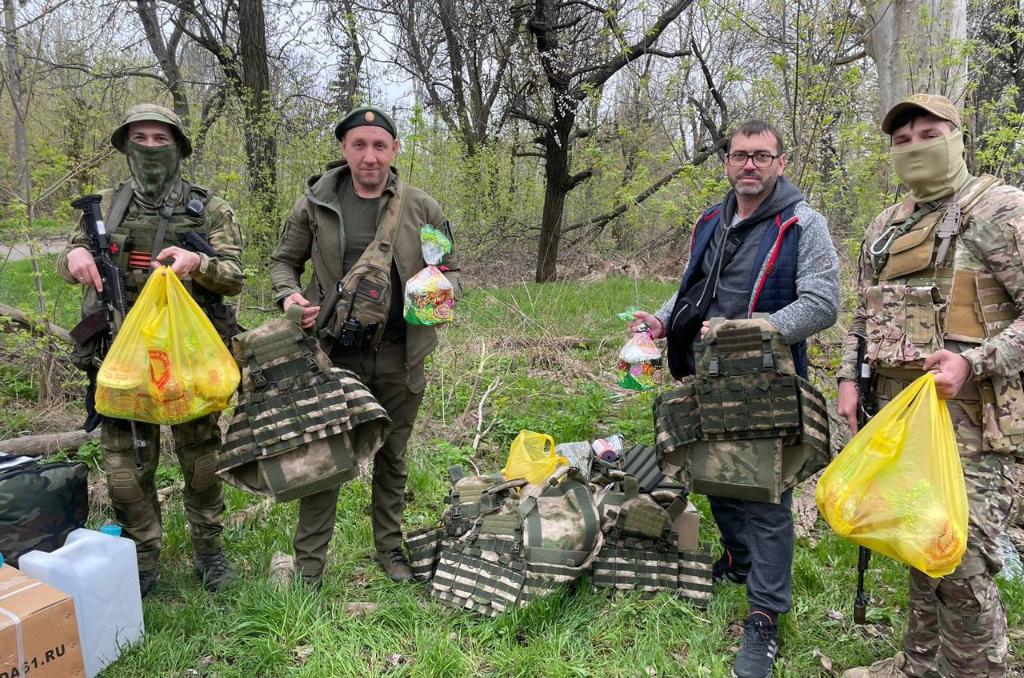 Депутаты фракции «Единая Россия» доставили пасхальные подарки участникам специальной военной операции 