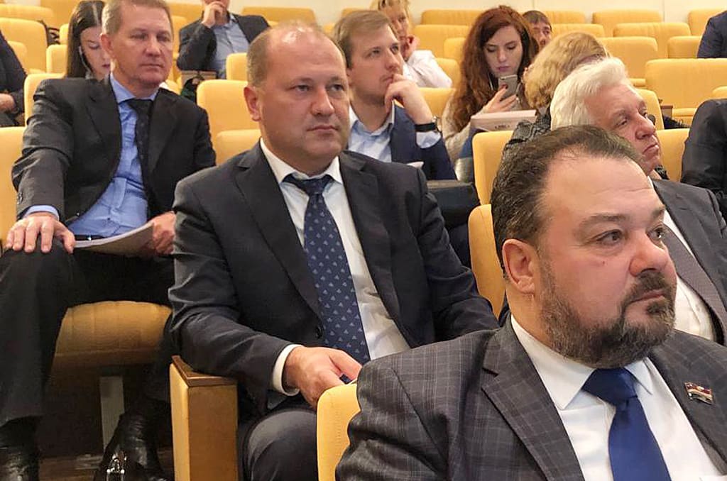 Александр Скрябин принял участие в парламентских слушаниях Государственной Думы, посвященных реновации жилищного фонда в России