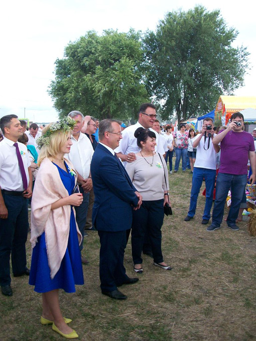 Депутаты Донского парламента приняли участие в Фестивале славянской культуры «Купаловское лето на Дону» Депутаты Донского парламента приняли участие в Фестивале славянской культуры «Купаловское лето на Дону»