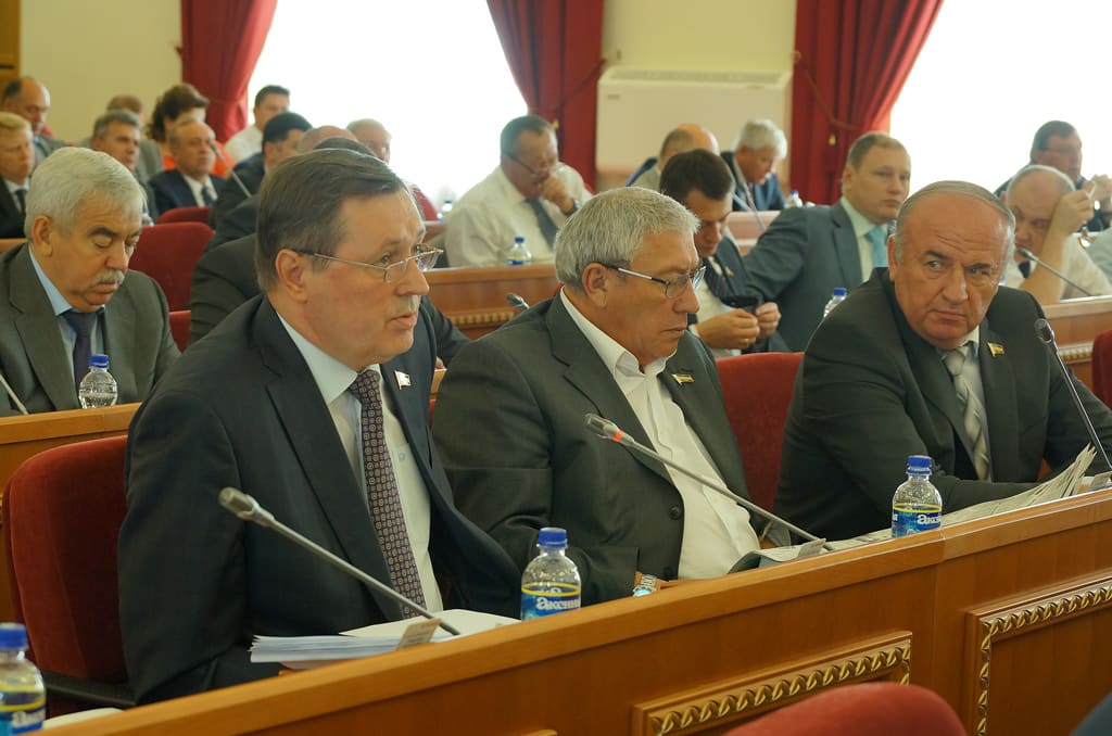 19-е заседание ЗСРО: Донские депутаты внесли изменения в областной закон «О регулировании земельных отношений»