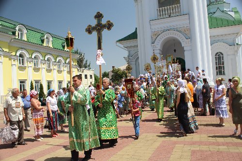 Храм Святой Троицы Батайск