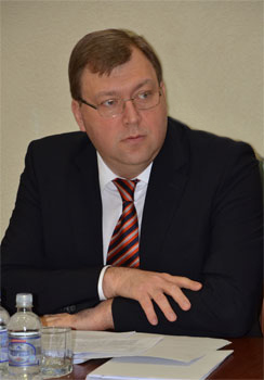 АЛЕКСАНДР ИЩЕНКО: ЗАПРЕТ ЧИНОВНИКАМ ИМЕТЬ СЧЕТА ЗА РУБЕЖОМ СПРАВЕДЛИВ АЛЕКСАНДР ИЩЕНКО: ЗАПРЕТ ЧИНОВНИКАМ ИМЕТЬ СЧЕТА ЗА РУБЕЖОМ СПРАВЕДЛИВ