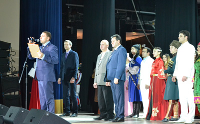 Максим Гелас поздравил участников фестиваля «Золотая осень