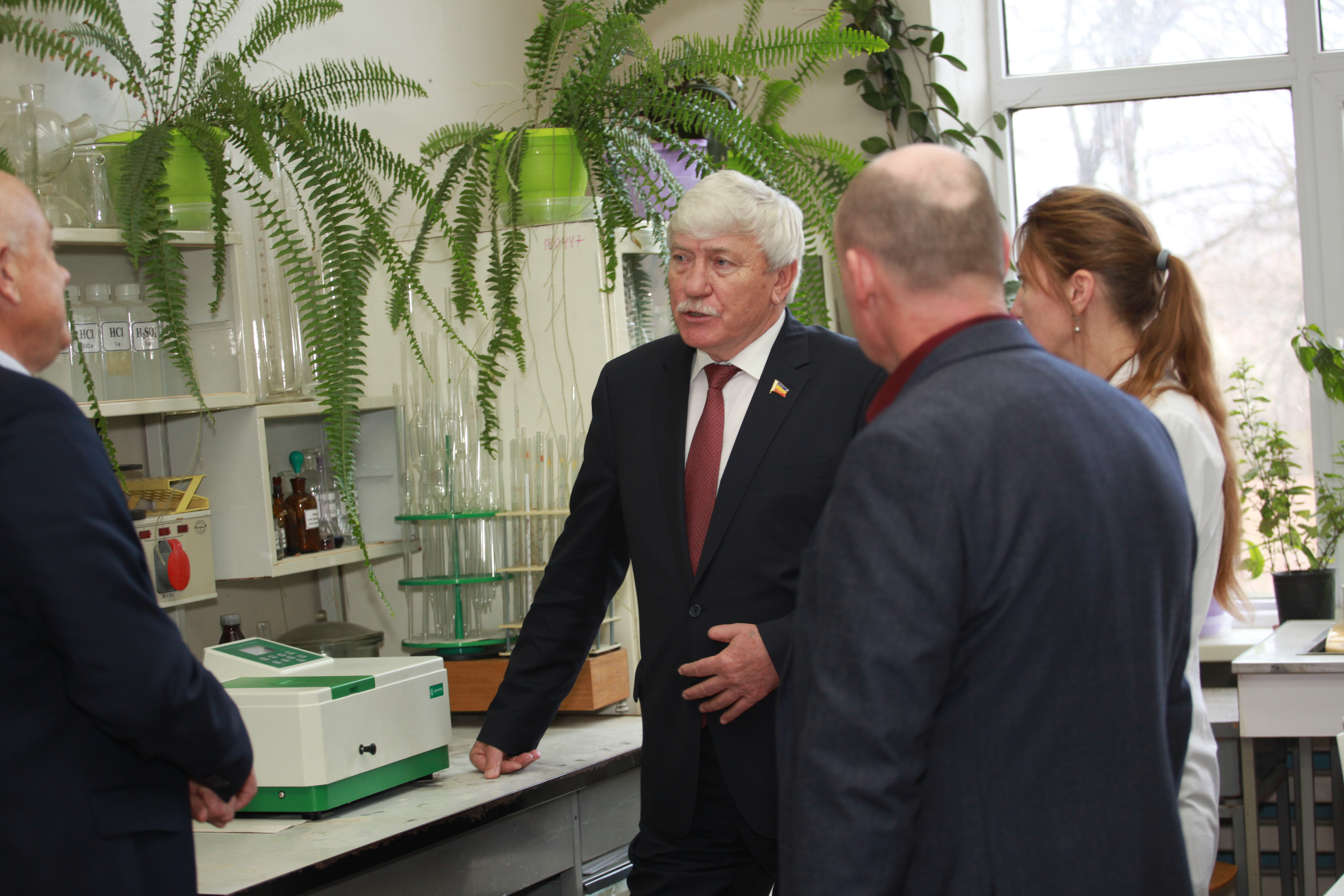 Вячеслав Василенко посетил Федеральный Ростовской аграрный научный центр