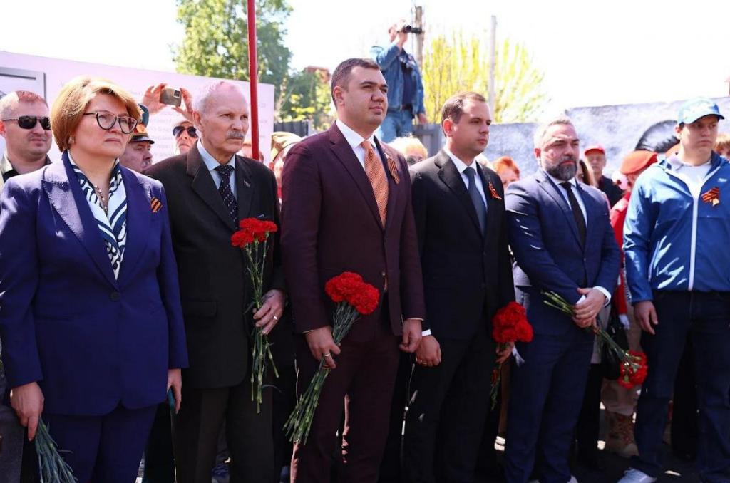 Раджив Мирзалиев почтил память героя Великой Отечественной войны Алексея Береста