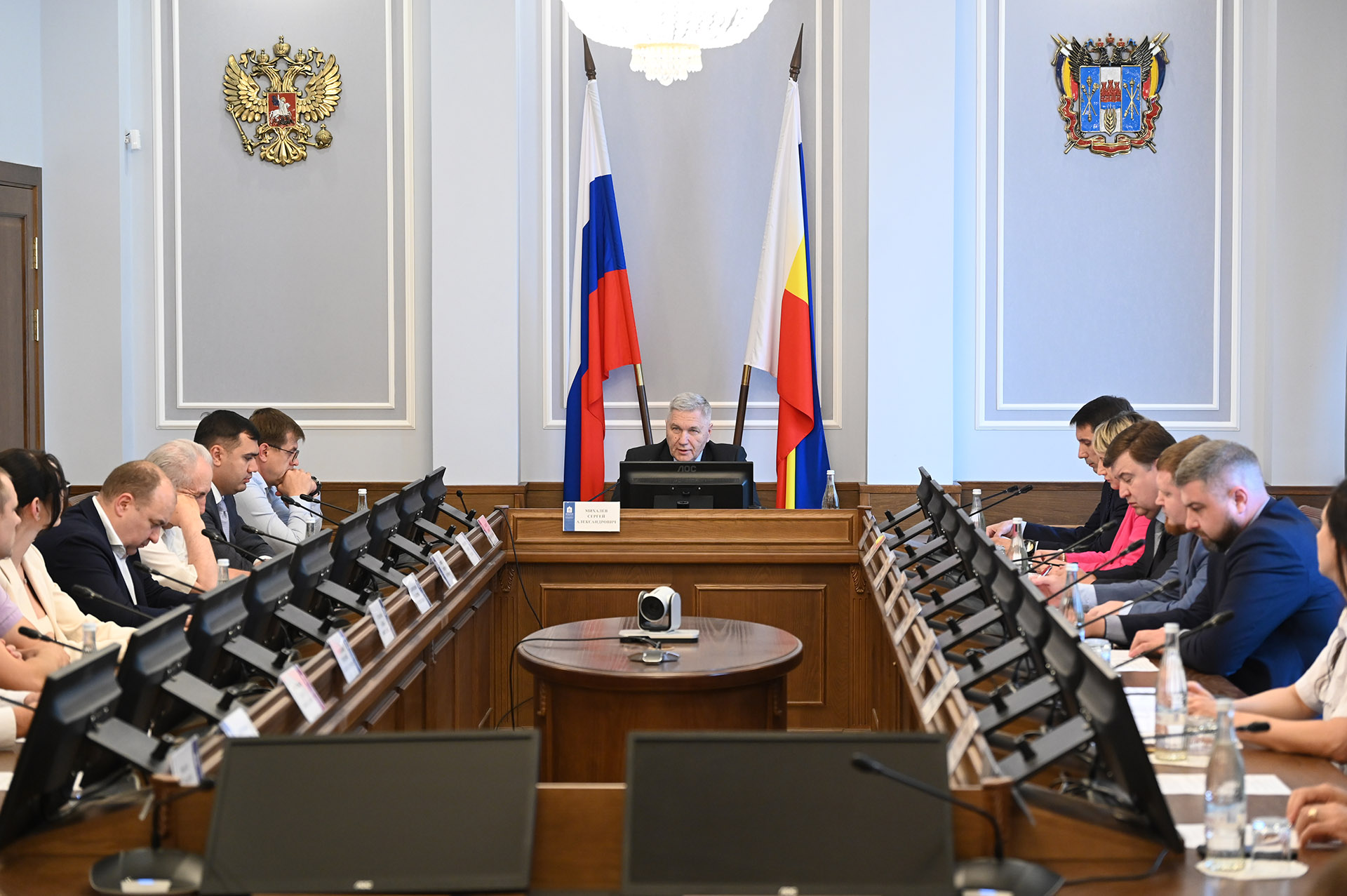 Заседание круглого стола на тему «Обращение со строительными и промышленными отходами на территории Ростовской области»