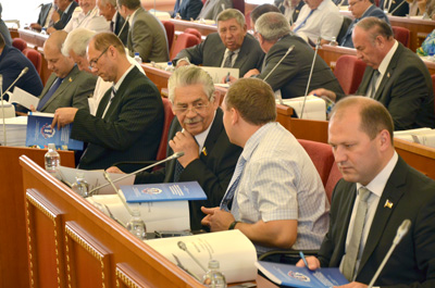 7-е заседание ЗСРО: Основные задачи программы социально-экономического развития Ростовской области в 2013 году выполнены