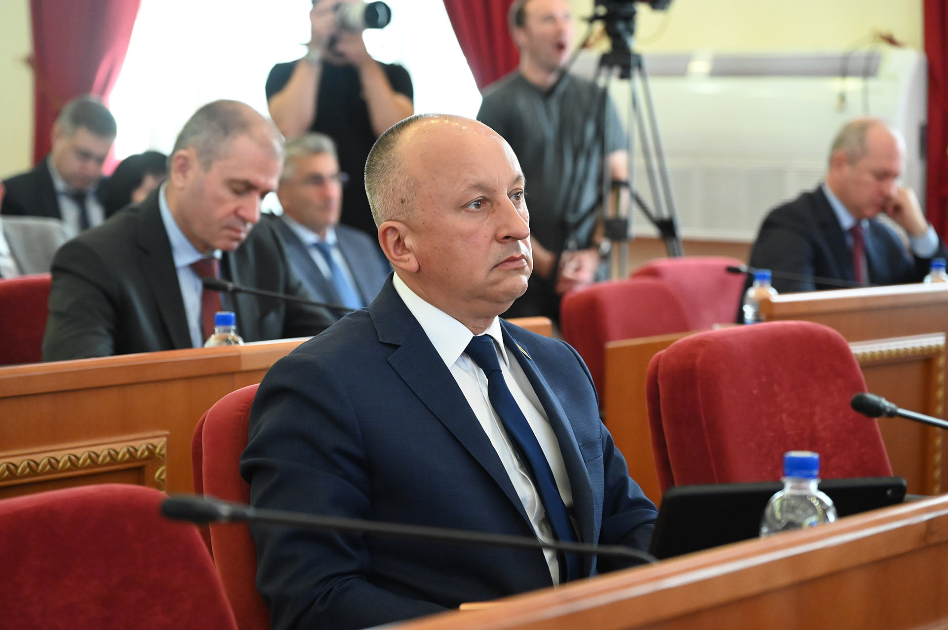 Изображение новости 9-е заседание ЗС РО: Депутаты предлагают ограничить продажу табачной продукции в павильонах  №1