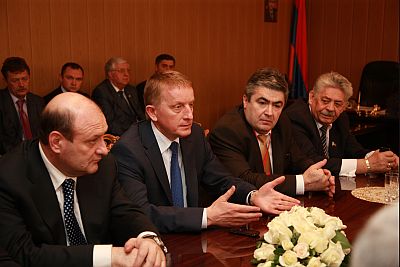 В РОСТОВЕ-НА-ДОНУ ПРОЙДЕТ 2-й ФОРУМ СОТРУДНИЧЕСТВА МЕЖДУ РОССИЕЙ И АРМЕНИЕЙ В РОСТОВЕ-НА-ДОНУ ПРОЙДЕТ 2-й ФОРУМ СОТРУДНИЧЕСТВА МЕЖДУ РОССИЕЙ И АРМЕНИЕЙ