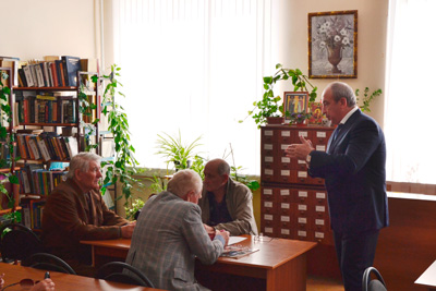 Депутат Александр Пиценко провел прием жителей села Покровское