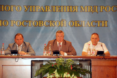 ОРГАНЫ ВЛАСТИ УСИЛЯТ ВЗАИМОДЕЙСТВИЕ ПО ОБЕСПЕЧЕНИЮ ПРАВОПОРЯДКА ОРГАНЫ ВЛАСТИ УСИЛЯТ ВЗАИМОДЕЙСТВИЕ ПО ОБЕСПЕЧЕНИЮ ПРАВОПОРЯДКА