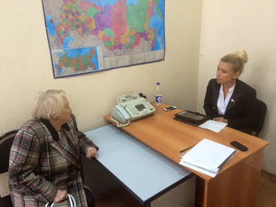 Ирина Загоруйко встретилась с гражданами в приёмной комитета по молодежной политике, физической культуре, спорту и туризму Донского парламента