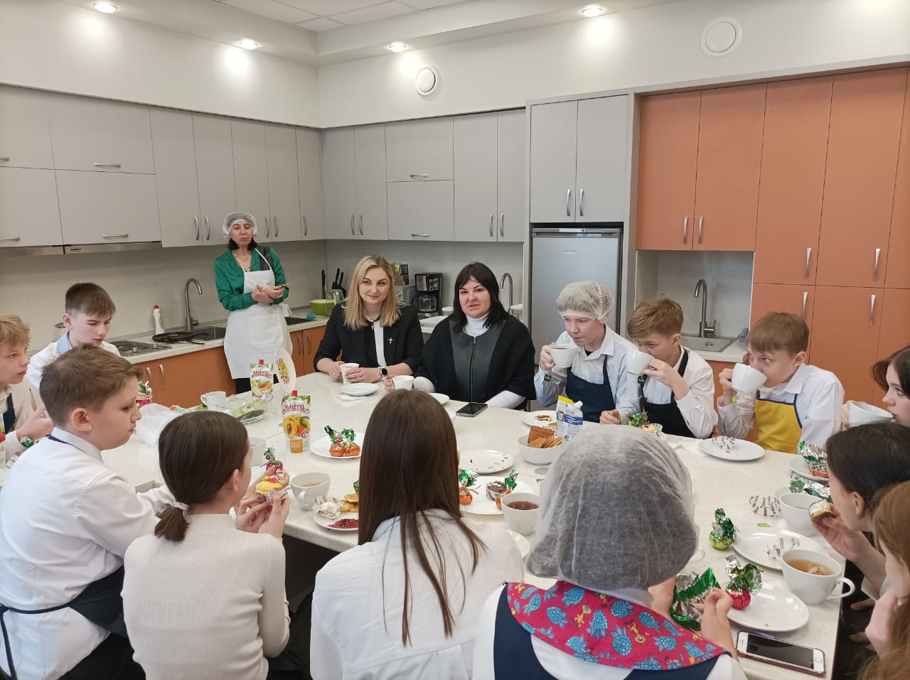 Ирина Жукова в городе Шахты приняла участие в проекте «Кухня в школе»  