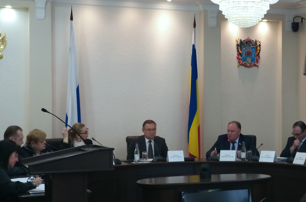 Андрей Харченко принял участие в заседании региональной комиссии по вопросам развития торговой деятельности в Ростовской области