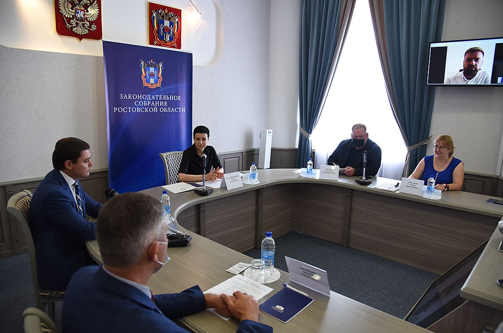 Москва перенимает опыт Ростовской области по предоставлению онлайн-консультаций на базе МФЦ