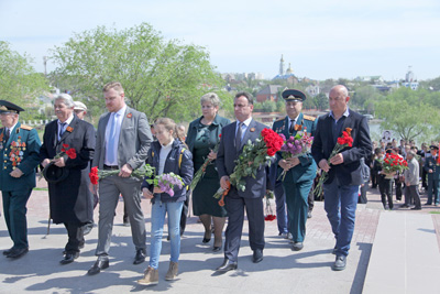 Николай Шевченко и Арутюн Сурмалян приняли участие в торжественном возложении венков и цветов на Кумженском мемориале