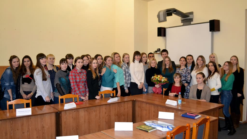 Екатерина Стенякина встретилась со студентами Института истории и международных отношений