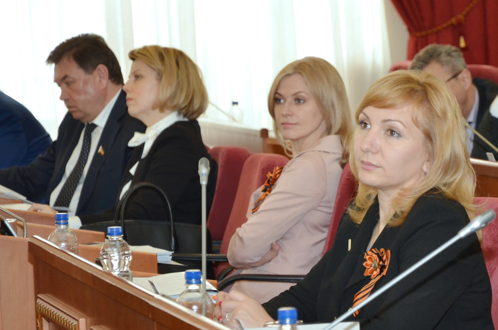 Обновлен механизм проведения областного конкурса на лучший молодежный парламент Обновлен механизм проведения областного конкурса на лучший молодежный парламент