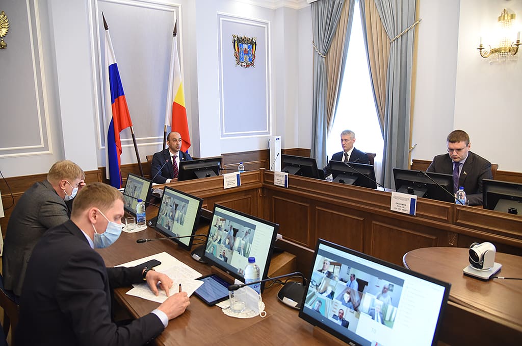 Депутаты донского парламента рассмотрели изменения в региональный закон о поддержке участников долевого строительства Депутаты донского парламента рассмотрели изменения в региональный закон о поддержке участников долевого строительства