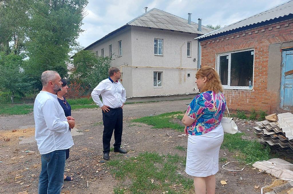 Валерий Шевченко провел мониторинг объектов Народной программы в хуторе Елкин Багаевского района