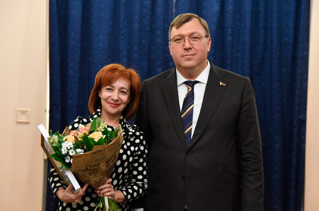 Александр Ищенко поздравил донских журналистов с профессиональным праздником