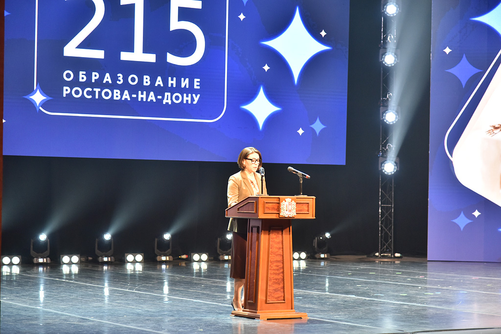 Светлана Мананкина рассказала о проблемах в сфере образования и законодательных путях их решения