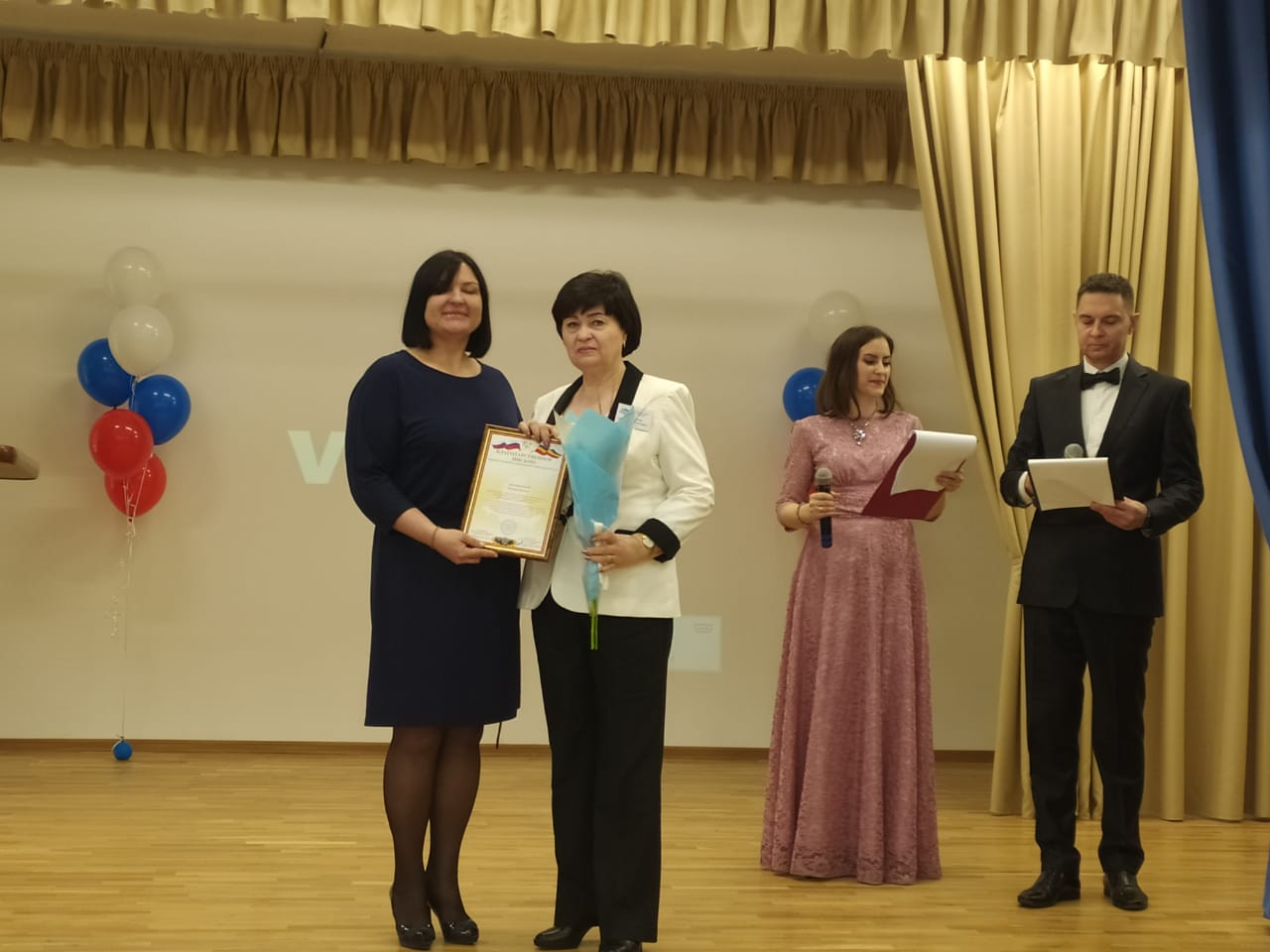Ирина Жукова поздравила коллектив Новочеркасского медицинского колледжа со 150-летием учебного заведения 