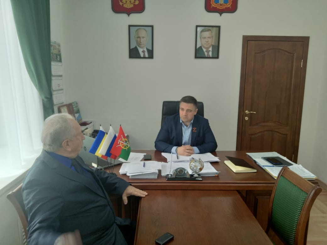 Григорий Фоменко провел ряд рабочих встреч в Каменском районе и в городе Каменске-Шахтинском
