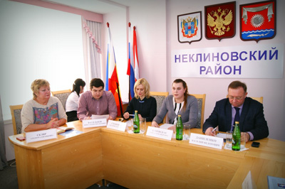 Екатерина Стенякина приняла участие в заседании Молодежного парламента при Собрании депутатов Неклиновского района