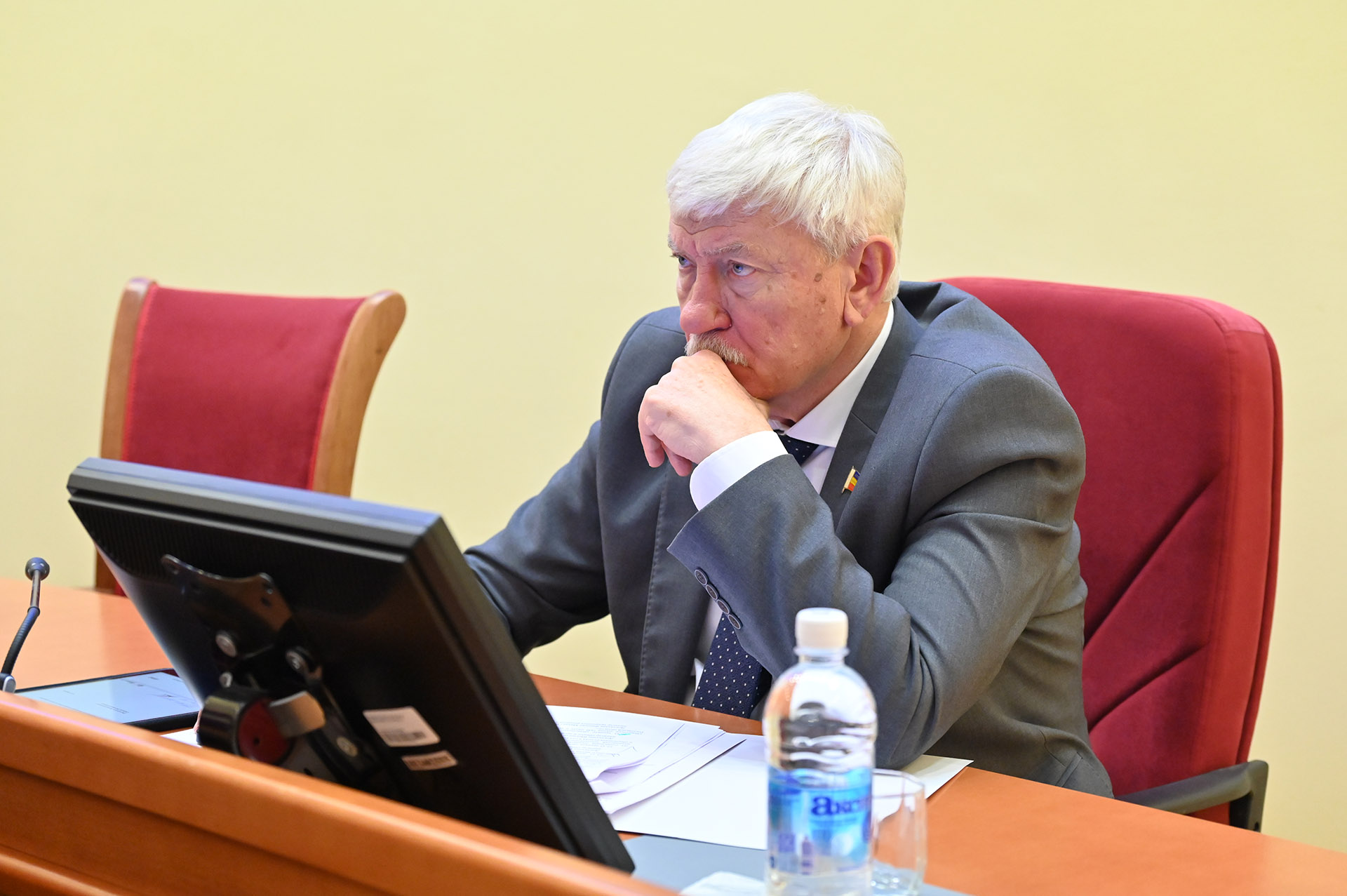 15-е заседание ЗС РО: Для получения охотничьего билета необходимо будет пройти обучение и сдать экзамен