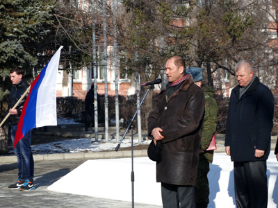 Владимир Лакунин поздравил жителей г. Каменск-Шахтинский с годовщиной освобождения города от немецко-фашистских захватчиков