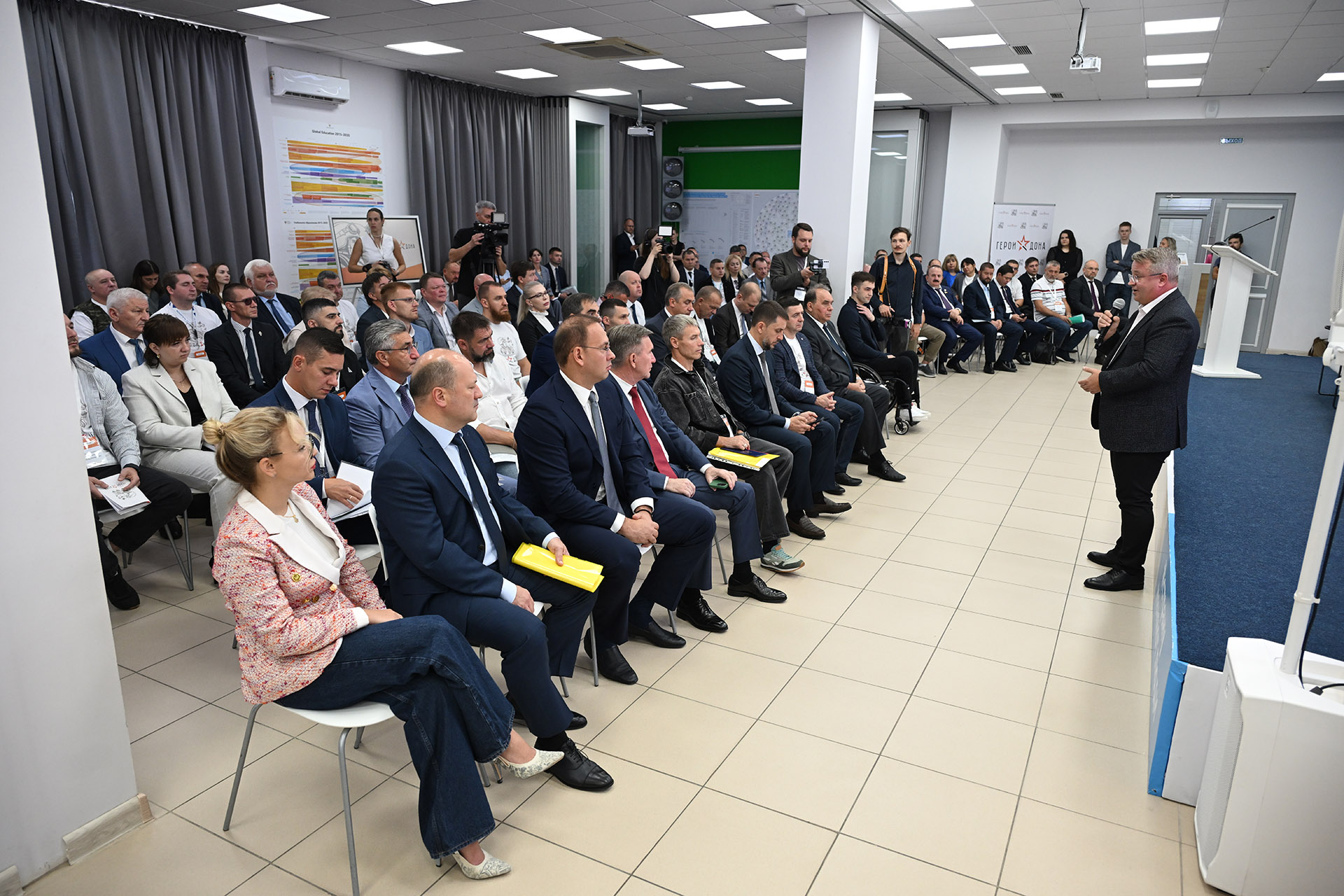 Депутаты донского парламента определили формат работы с участниками программы «Герои Дона» 