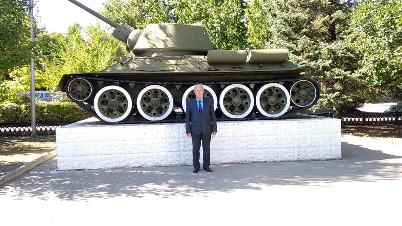 Григорий Фоменко отдал дань памяти танкистам, погибшим зимой 1943  года  при  освобождении  Каменска-Шахтинского