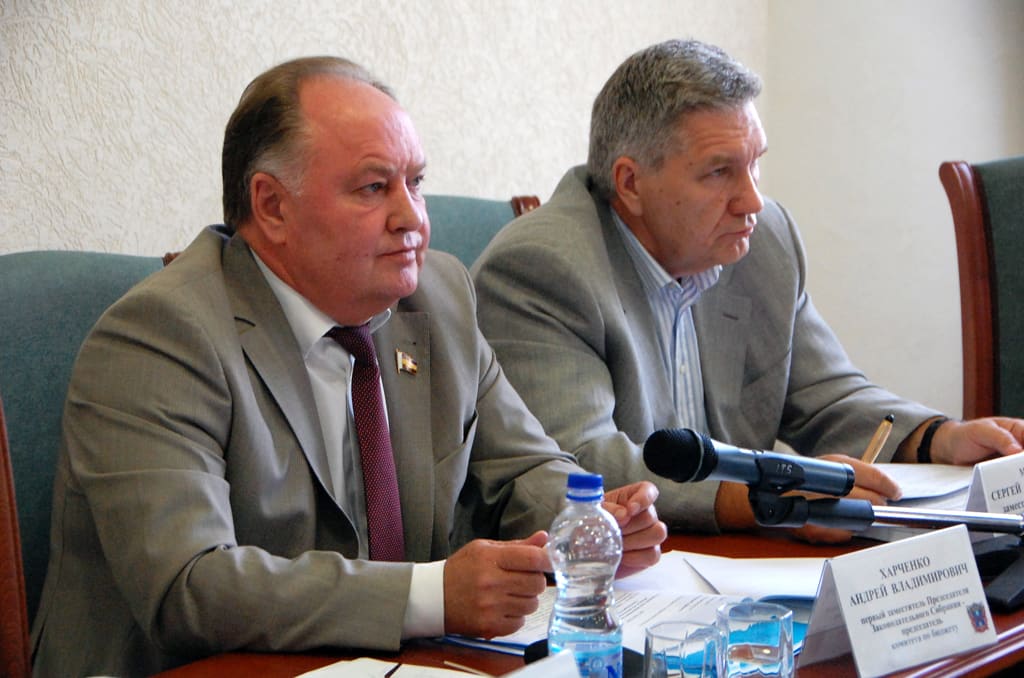 Андрей Харченко: «Доходы и расходы областного бюджета 2015 года вырастут на 1,6 млрд. рублей»