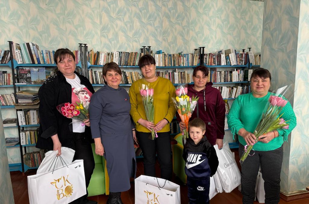 Анна Касьяненко поздравила дончанок с Международным женским днем