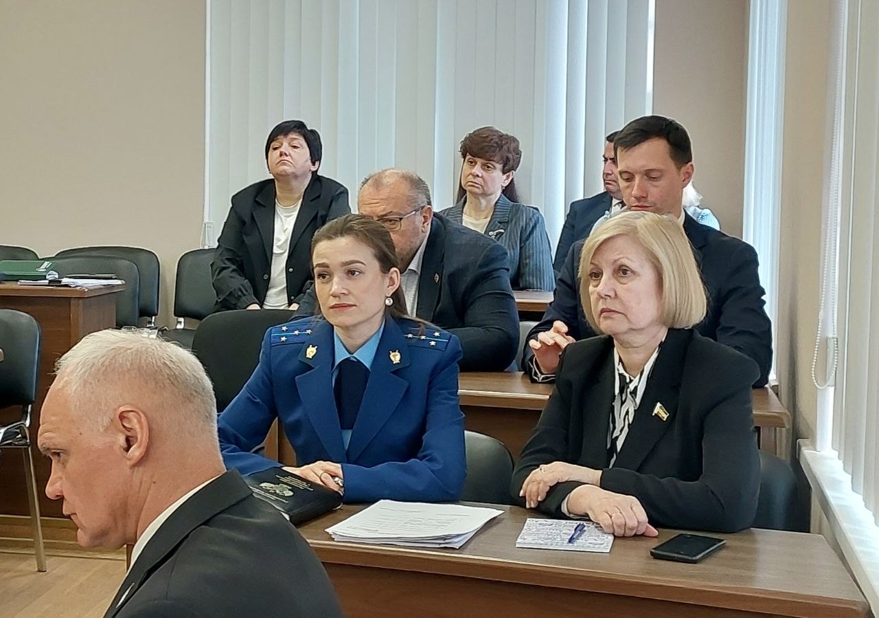 В Таганроге капитально отремонтировали фасад школы № 21 