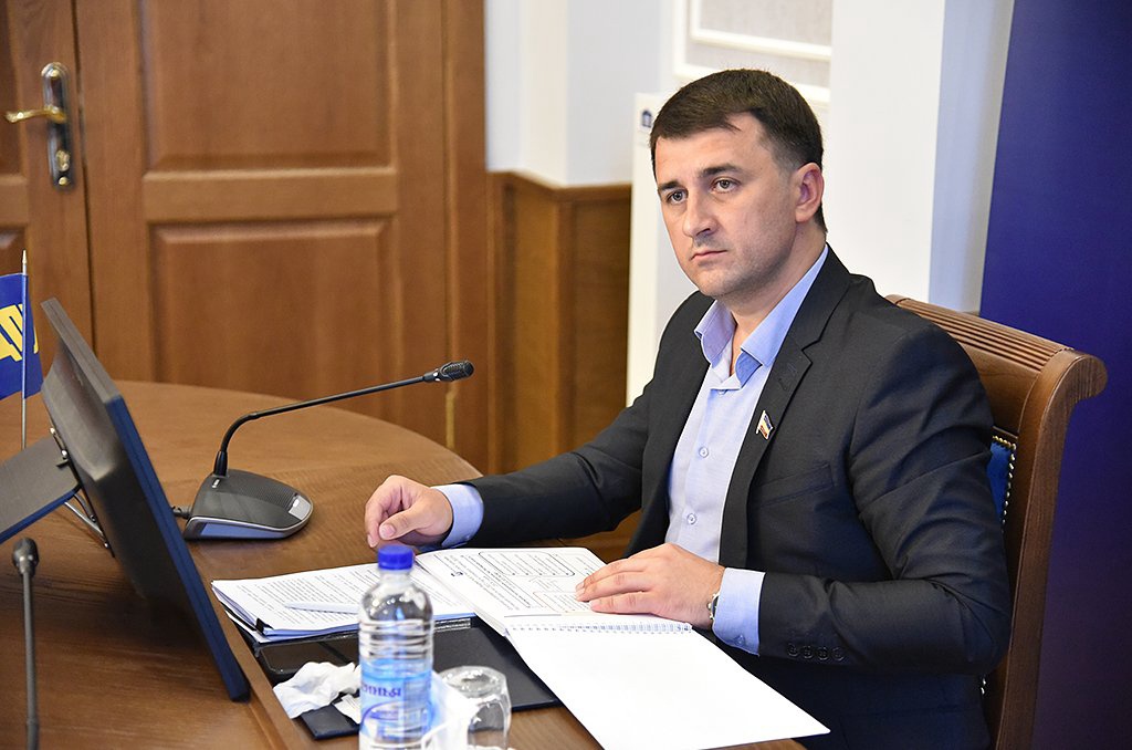 Депутаты фракции ЛДПР обсудили итоги работы Правительства региона в 2021 году 